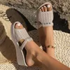Tofflor 2024 kvinnor höga klackar skor sommar kilar sandaler plattform casual flip flops mode femme zapatos pumpar bilder