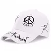 Ball Caps Young Men and Women Spring Summer Hun Shade Hat White Graffiti Baseball Cap maschio Russia femminile Forma British Man