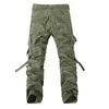 Pantaloni cargo militari di moda da uomo pantaloni tattici larghi larghi Oustdoor pantaloni cargo in cotone casual da uomo multi tasche big size 240226