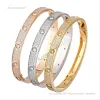 Bracelet de bijoux de créateurs Diamond Bangle Sublimation Blanks Vis à ongles Amoureux en acier inoxydable Hommes Femmes Couples Bracelets Bracelets Designers Cadeau