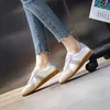 Echte 2024 dames aiyuqi sneakers lederen dames morele training casual lente flat schoenen vrouwen 240229