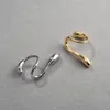 Clip d'oreille personnalisé en forme de gouttelette géométrique sans trous d'oreille, clip d'os d'oreille avec un design minimaliste et de niche, clip d'oreille de style tendance et cool