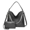 Designer Crossbody Bag Women Luxury Shoulder Bags Shoppingväska med kosmetisk väska mjuk läder handväska kvinnliga pendlare handväskor axel shoppingväska tote hbp prpu