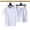 Summer Designer Mens TrackSuits Zestawy Jogger Blushirts Sports Sporting Suit mężczyzn Kobiety Kurpy potu z krótkim rękawem