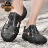 2024 sommer Neue Trendy und Modische männer Hohl Sandalen Outdoor Leichte und Atmungsaktive Strand Schuhe männer Baotou männer der Schuhe S9