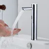 Krany kuchenne kran zlew łazienkowy kranowy automatyczny ruch czujnik w podczerwieni inteligentny to dotyk srebro wody