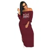 Grundläggande avslappnade klänningar plus storlek Casual Bodycon Women Cold Shoulder Letter Package Hip Sexig Ny snedstreck långärmad split klänningar 240302