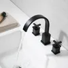 Rubinetti per lavabo da bagno Stile Rubinetto in ottone nero Tre fori Miscelatore per lavabo a due maniglie Rubinetto per acqua fredda di alta qualità