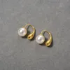Boucles d'oreilles haut de gamme légères de luxe au design simple, plaquées cuivre, or véritable 18 carats incrusté de perles, nouvelles boucles d'oreilles de style européen et américain pour femmes