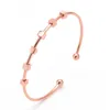 Semplice braccialetto da donna a forma di C in acciaio al titanio, versione coreana, accessori quadrati temperamento, gioielli con bracciale in stile oro rosa