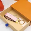 Keychains High Quality Leather Letter Exquisite Portachiavi Luxury Designer Keyring Cute Women Men Gift 240303