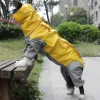 Płaszcz przeciwdeszczowy pies deszczowy płaszcz na zewnątrz wodoodporne ubrania z kapturem kombinezon kombinezonu dla małych dużych psów płaszcz deszczowy francuski buldog labrador