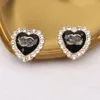 8289Stud Fashion Stud Ohrringe Frau Luxusdesigner Ohrring Multi -Farben c Brief Schmuck Frauen 18k Diamant Hochzeitsgeschenke