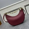 24SS Luxus-Damenhandtasche, Metallkette, Reißverschluss zum Öffnen und Schließen, modische All-in-One-Lederriemen, abnehmbare Umhängetasche, Dinner-Party-Damentasche mit großem Fassungsvermögen