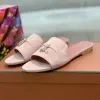 lady tofflor modedesigner kvinnor mule skjutreglage loafer tofflare sandal casual skor sommar mocka sexig pool lyx bild utomhus resor platt herr strand skjutreglage