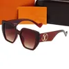 Luxe Designer Merk Zonnebrillen Outdoor Shades Fashion Zonnebrillen Hoge kwaliteit lenzenvloeistof Dames Heren Bril Dames Zonnebril UV400 lens Unisex groothandelsprijs v123