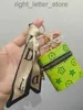 Keychains Presbyopia Keychain Coin Purse Jewelry Keyring Flower Grid Designer Key Gift 240303