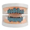 مطلي بالذهب ملون CZ Vampire Teath Grillz Iced Out Micro Pave Cubic Zircon 8 Tooth Hip Hop Grill Top Bottom Grillz Steft مع شريط صب السيليكون للرجل