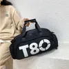 Duffel Väskor T80 Travel Handbag Gym Sports Kvinnors ryggsäck för man Handväska Yoga Fitness Tote Shoe axel duffel bärbar Boston