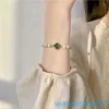 2024 Bijoux Designer Marque Vanl Cleefl Arpelsnew Imitation Perle Zircon Femme Internet Celebrity Mode Trèfle Niche Design Bracelet