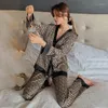 Kvinnors sömnkläder vår sommar lady faux siden polyester pyjama sätter sexig hemkläder casual loungewear v-ring pyjamas passar kvinnlig