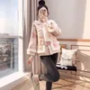 Vêtements ethniques 2024 Veste en coton de style chinois Manteau d'hiver pour femme Petite Tang Petit pour chemisier court
