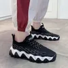 2020 Najnowsze stylowe cztery sezony buty do biegania dla mężczyzn Wysokiej jakości trampki Lekkie oddychające Latające Woven Cool Dad Shoesf6 Black White