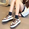 Kvinnor Rinnande skor Comfort Low Black Green Brown Peach Shoes Womens Trainers Sport Sneakers Storlek 36-40 GAI