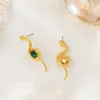 Boucles d'oreilles pendantes en forme de serpent pour femmes, tendance Punk, couleur or, motif Animal, clous d'oreille avec strass vert, accessoires, cadeau