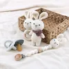 34PCS Ręcznie robione szydełkowe Deerrabbibit nadziewane lalki Born Bunny Rattley Drewniane ząbki Pierścień Łańcuchowy Clips 240226