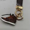 Keychains Lanyards leather 2023 fashion brand designers shoe keyring TOP Quality metal luxury llaveros Accessories Multicolor gift 240303