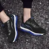 2020 Sıcak Spor Ayakkabıları Erkekler Hava Sole Nefes Alabaş Gym Sabah Ayakkabı Işık Slip Slip Yürüyüş Yürüyüş Spor ayakkabıları Atletik Ayakkabı Koşu Ayakkabıları Black White