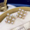 Boucles d'oreilles pendantes en forme de petites perles d'eau douce naturelles, or 18 carats