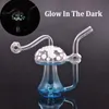 Bong de água de vidro reciclador portátil mais barato que brilha no escuro mão queimador de óleo Bongs Bubbler Water Pipes Dab Rig Ashcatcher Cigarette Charuto Pipe com tigela de óleo de vidro masculino