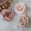 30pcsLot 9cm10CM Grote Witte Roos Kunstzijde Bloemhoofdjes DIY Bruiloft Decoratie Krans Scrapbooking Craft Nep Bloemen 240228