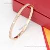 braccialetto di gioielli firmatibracciale tennis da donna gioielli firmati rosa argento oro fibbia in acciaio inossidabile senza viti cacciavite Braccialetti per coppie con 4 diamanti CZ