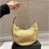 Дизайнерская сумка-бродяга подмышками женская цепочка маленькая модная сумка в форме полумесяца через плечо сумка для пельменей сумки дизайнерская женская сумка 240315