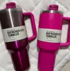 US Stock QUENCHER H2.0 Collaboration Powder Parade Target Red Tumblers 40 oz 4 Stunden heiß 7 Stunden kalt 20 Stunden Eisglas 304 Red Collaboration Mug Black Chroma Flamingo