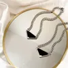 Platerade silverkedjor Designer Womens Luxury Halsband Hip Hop Letter Triangle Pendant Simple Emamel Fashion Jewellery Unisex Dainty Necklace Men Chain ZB011 F4