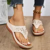 Slipare Sandaler Clip Toe Women Wedge 2023 Summer Hollow Crystal Platform Low Heels Beach Shoes Woman Chanclash2434