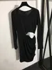 Milan Runway Dress 2024 Black Long Sleeves Crew Neck Beads Slim Beads Long Holiday Vestidos de Festa 3042