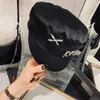 Designer Net Red Explosive Rhinestone Letters RB Satin Navy Hat Casual Breatble Pilot Hat Socialite Sboy Cap Flat Top Cap 240220