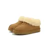 2024 Stivali classici Tasman Pelliccia di castagna Pelle di pecora Donna Uomo Stivali con plateau Scarpe slip-on Stivali da neve ultra comfort in pelle scamosciata