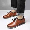 Britânico casual único sapatos de couro sapatos formais sapatos masculinos de couro sapatos de couro masculino confortável baixo-top 240227