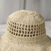 Bérets 2024 Femmes Chapeaux de paille Crochet Chapeau Seau Protection UV Pare-soleil Plage Femmes Visières Dames Évider Casquette D'été