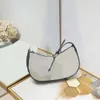 Axelväskor lyxdesigner kvinnor handväska tote mabit fashionabla läder handväska axelväska underarmsäck