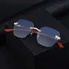 Trendiga Leapord kantlösa solglasögon med snidade linser och stavar ben