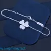 2024Jewelry Designer Vans Four-Leaf Clover Armband JXJ.S925 Pure Silver Three Lafe Lucky Gräs Armband Womens Style Versatile Light Small and Elegant Handicrafts