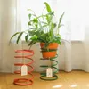 Altri edifici da giardino Creativo Primavera Fiore Cremagliera Balcone Pavimento Vaso di fiori Rack di stoccaggio Semplice Arte del ferro Soggiorno Porta piante Stand YQ240304