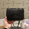 Womens Classic Mini Flap Quilted Bags Patent Leather Gold Metal Hardware Matelasse Chain Crossbody Shoulder Handbags Turn Lock Outdoor Designer Purse 20X15CM